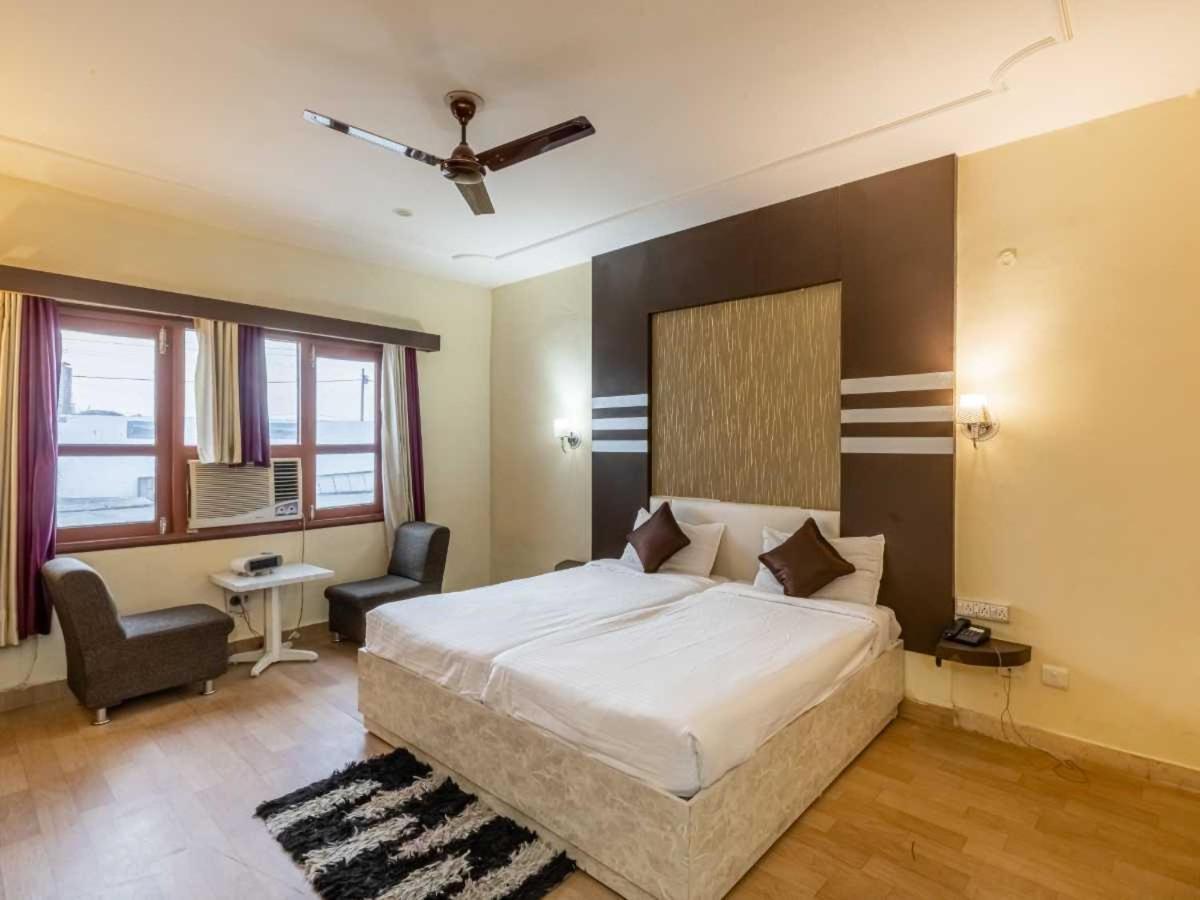 Mukund Madhav Royals Lucknow Hotel Exterior photo